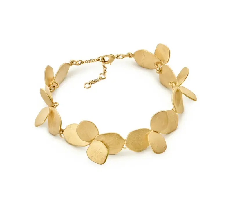 Petal Bracelet 01